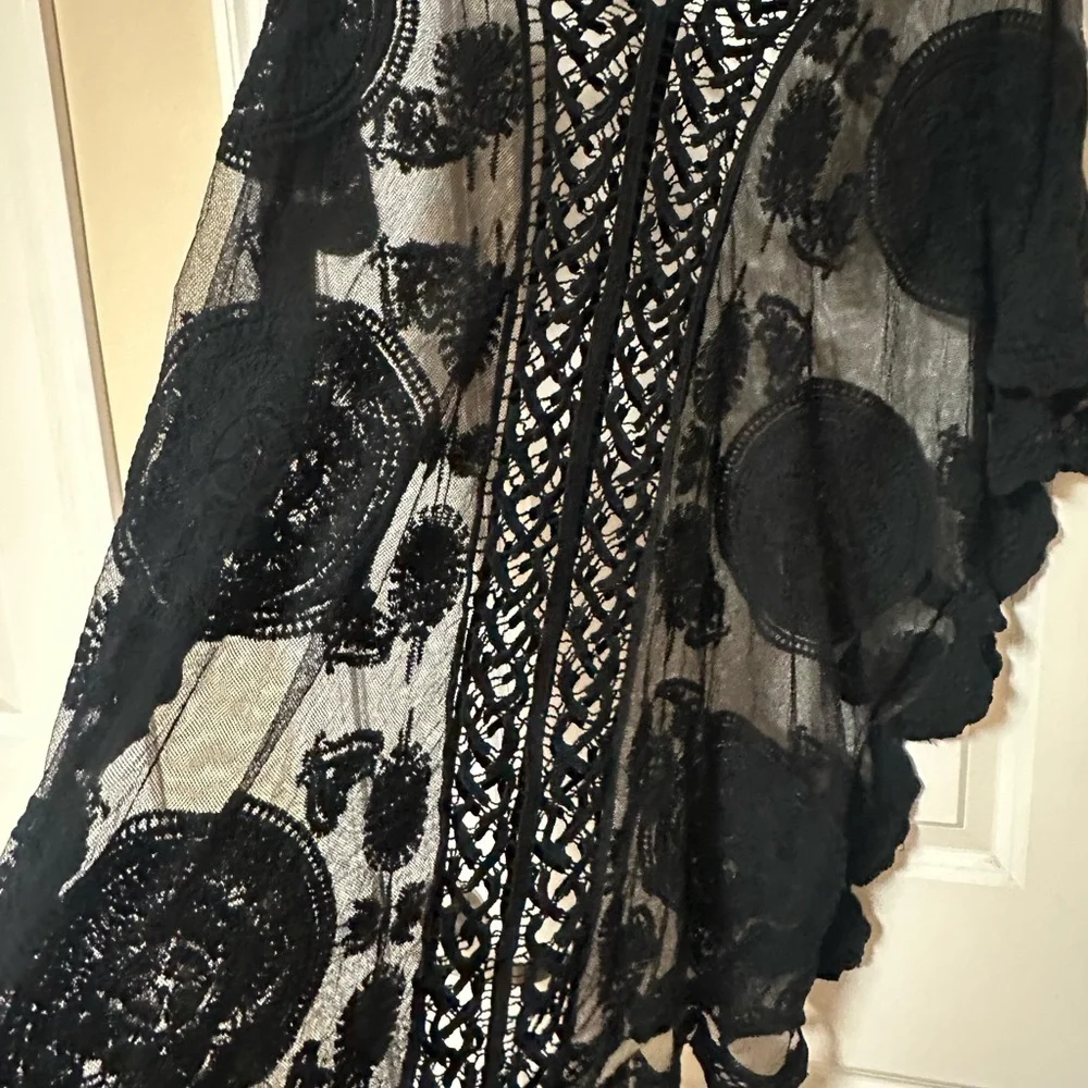 Vince Camuto Swim Coverup! - Picture 4 of 5